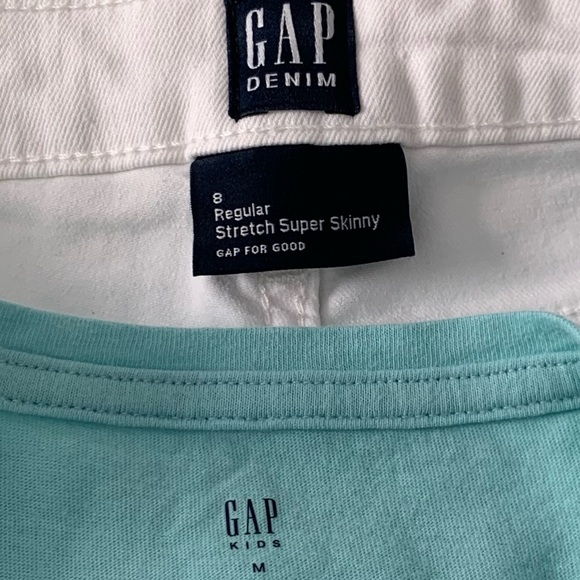 GAP Top EUC/White Jeans NWOT - Picture 2 of 2